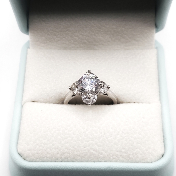 Charmed Aroma Jewelry - Sweet Flower Ring